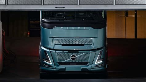 Next-Gen Volvo Electric Semi Truck To Deliver Up To…
