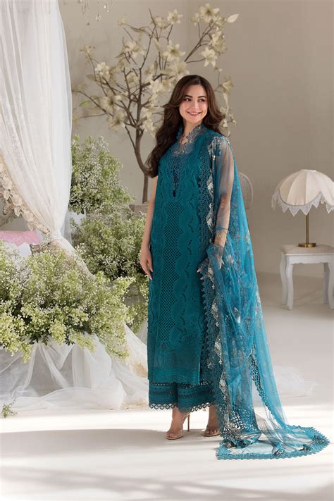 Design 2A Luxury Lawn 2025 Unstitched – Nour