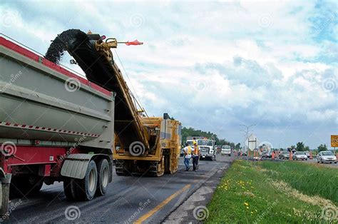 Grinder Machine Roadwork 的图像结果