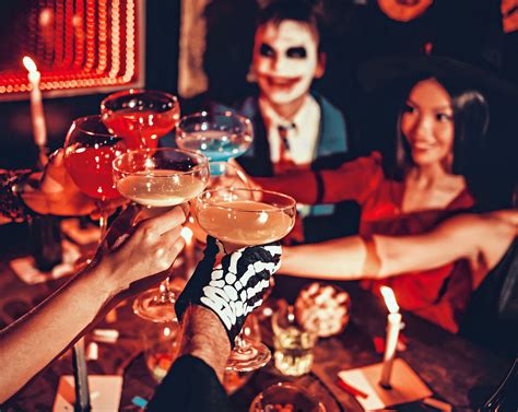 10 Scarily Delicious Halloween Food Ideas For Spooky Fun Loving Adults ...