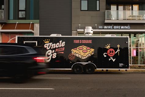 Uncle G's Pizza — A Studio