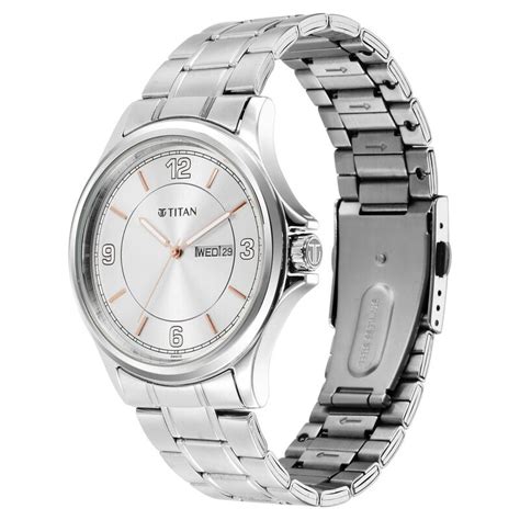 Buy Online Titan Trendsetters Light Champ Dial Analog Stainless Steel ...