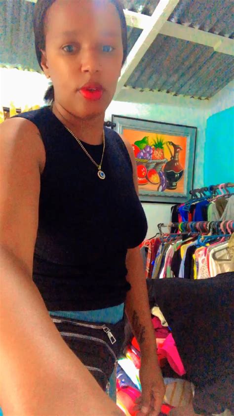 Vanessa Rosario (@d_lutin_pacas) • Instagram photos and videos