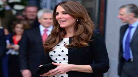 Duchess Catherine should embrace maternity style - India Today
