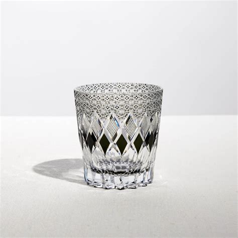 Crystal Rocks Glass with Cut-Glass Design | Whiskey & Bourbon Glasses ...