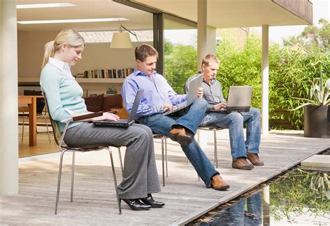 Business People Worker Pic 的图像结果