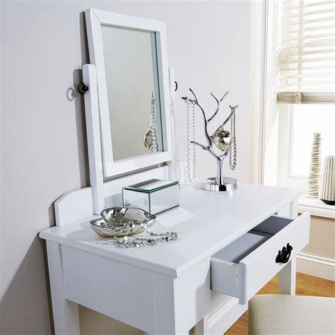 dressing table