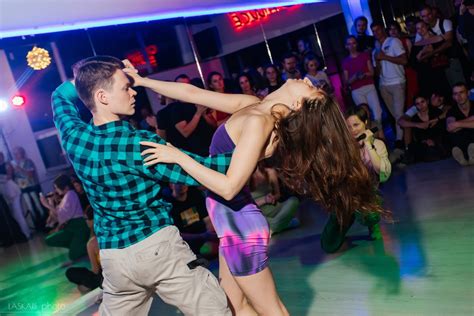 Бачата, Танго, Swing, Хастл и другие танцы. Можно без пары.