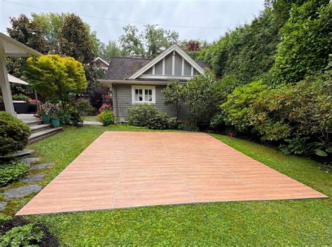 Wood Dance Floor Rentals | Sizes & Pricing
