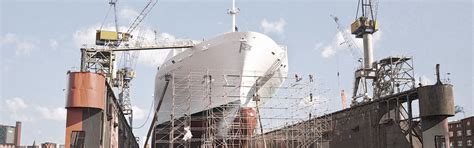 Reliable energy distribution for shipyards, ports and ships