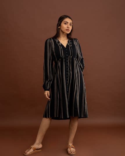 Ebony Striped Dress – Nadi Clothing
