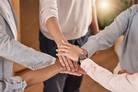 All Hands in Teamwork 的图像结果