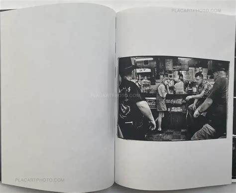 Michael Ackerman, Smoke (SIGNED), l'axolotl, 2023 | Le Plac'Art Photo