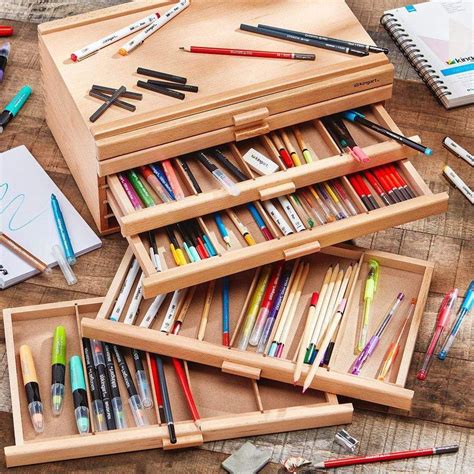 art supplies