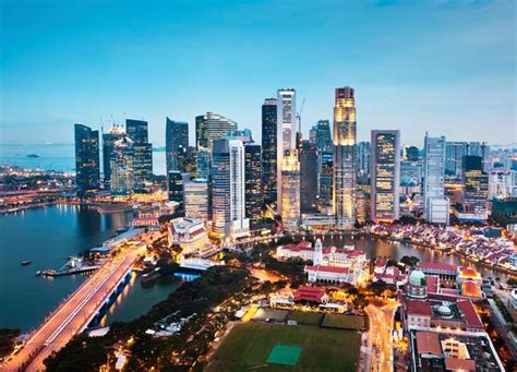 华人出国打工者告诉你，在新加坡工作生活是一种怎样的体验？ - 新加坡新闻头条