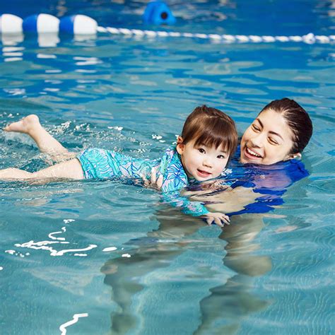 Swimming Lessons 的图像结果