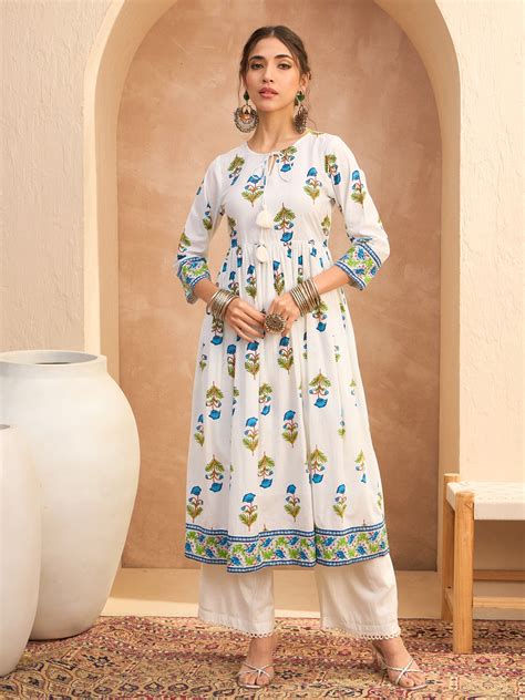 Women White Floral Front Dori Gathered Kurta