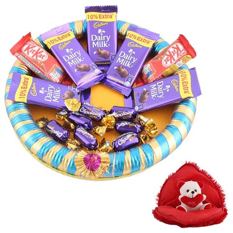 SFU E Com Dairy Milk Kitkat Assorted Choclate Gift Hamper | Valentine ...