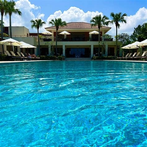 THE ATTA TERRACE CLUB TOWERS (Okinawa Prefecture/Onna-son, Japan ...