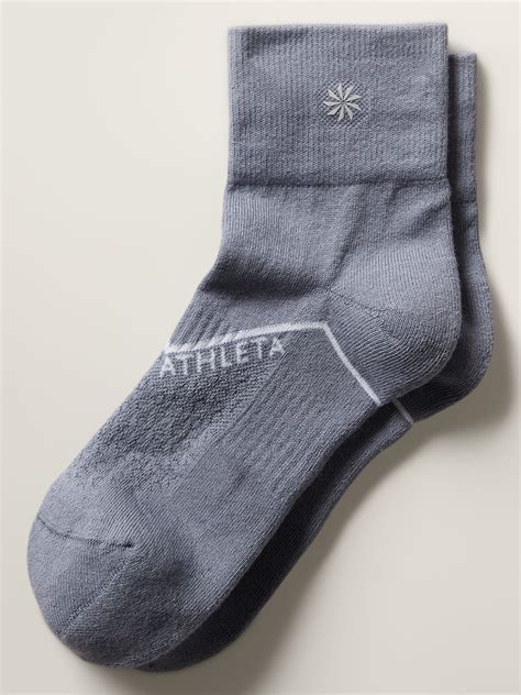Athleta Women's Everyday Quarter Crew Sock Size S/M | Durable socks ...
