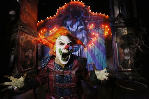 Pictures: Jack the Clown at Halloween Horror Nights – Orlando Sentinel