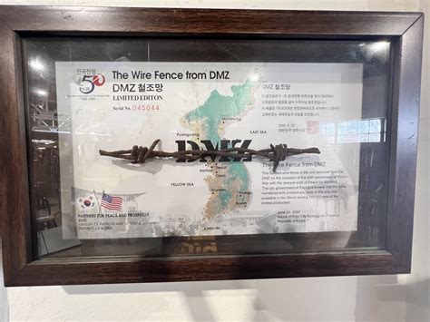 The Indie Bob Spot: Barbed Wire Books - Longmont, CO