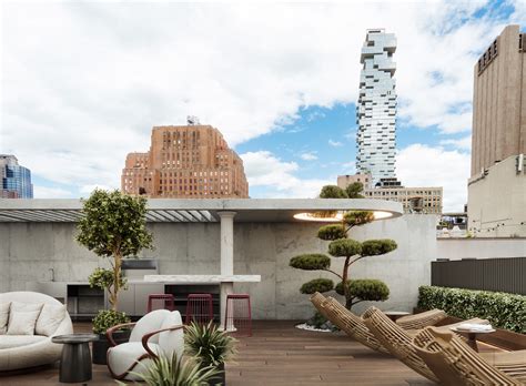 105 Reade St, New York, NY 10013 - Tribeca Cast Iron Building | LoopNet