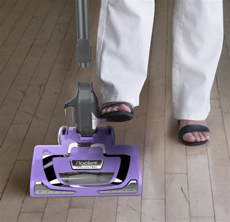 Shark Rocket DeluxePro Ultra-Light Upright (HV321) (Certified ...