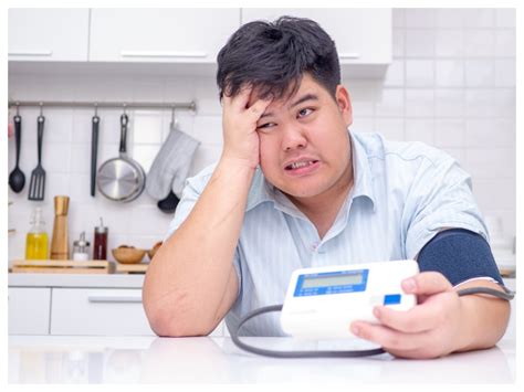 Health Tips : యువకుల ఆరోగ్యానికి ఇది స్లో పాయిజన్.. గుర్తించకపోతే ...