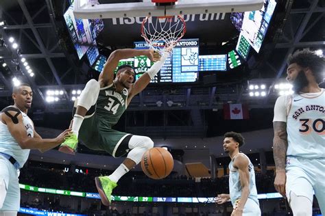 Milwaukee Bucks vs San Antonio Spurs Player Stats and Box Score (Jan ...