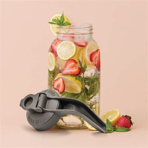 Snapklik.com : County Line Kitchen Glass Mason Jar Pitcher