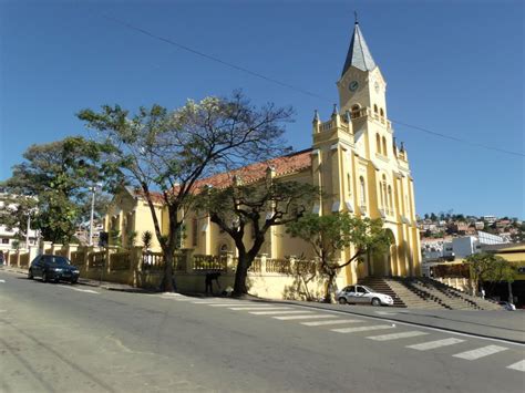 https://web.archive.org/web/20161023105045if_/http%3A//static.panoramio.com/photos/large/57356679.jpg