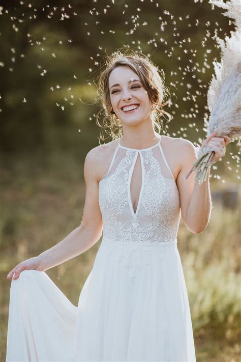 Bohemian Wedding Dress Halter Neck at Tracey Parmelee blog