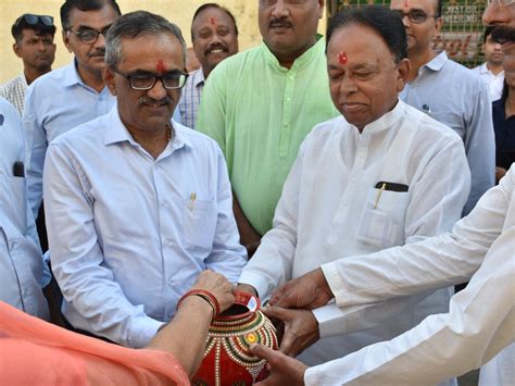 Amrit Kalshayatra was held under Meri Mati Mera Desh in Mehtapura of ...