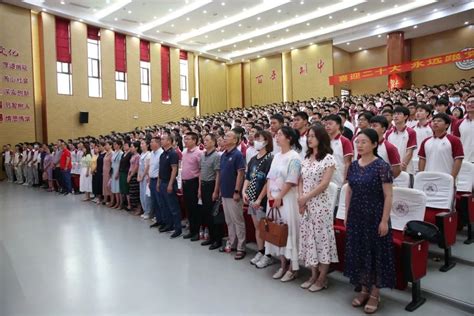荆中再见，未来你好【毕业】 荆州中学举行2022届学生毕业典礼 - 教育动态 - 荆州市教育局