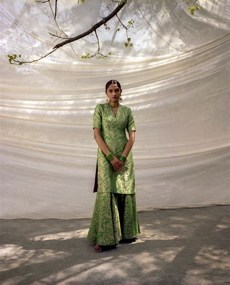 JHINI | 2021 – Raw Mango