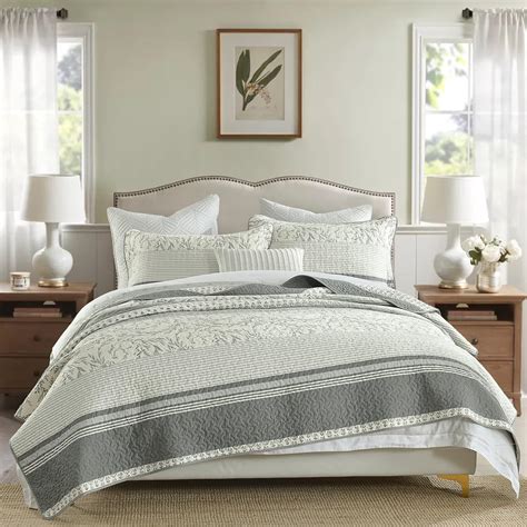 Amazon.com: DDUOXIN 100% Cotton King Quilt - Modern Stripe King Size ...