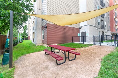 Campus Vue Apartments | Photo Gallery