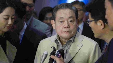 Samsung's Lee built a global name, not a global company (HT Tech)