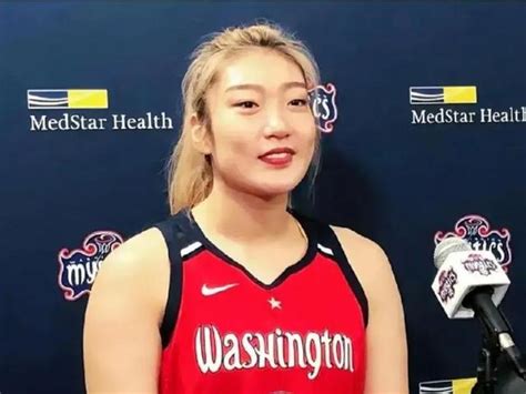女篮国手李梦加盟WNBA华盛顿神秘人队_凤凰网