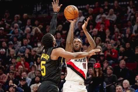 PHOTOS » Trail Blazers vs Jazz on November 19, 2022 Photo Gallery | NBA.com