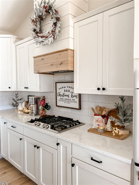 Christmas Kitchen - Sarah Joy