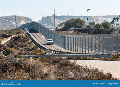 San Diego-Tijuana International Border Wall and Border Patrol Vehicle ...