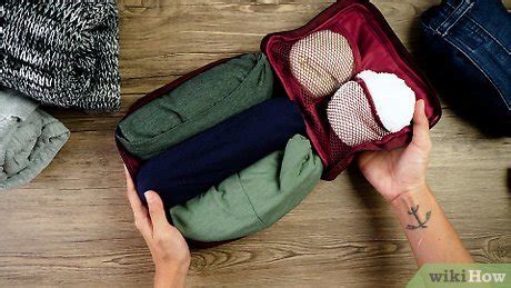 Packing Clothes in Cubes 的图像结果