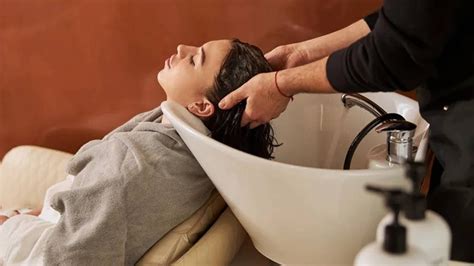 What is beauty parlour stroke syndrome know its risk and how to stay safe