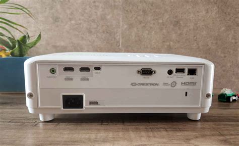 ViewSonic PX748-4K UHD HDR Projector - A Versatile And Bright Projector ...