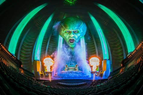 Is ‘The Wizard of Oz’ at Sphere the Future of Cinema? Or the End of It ...