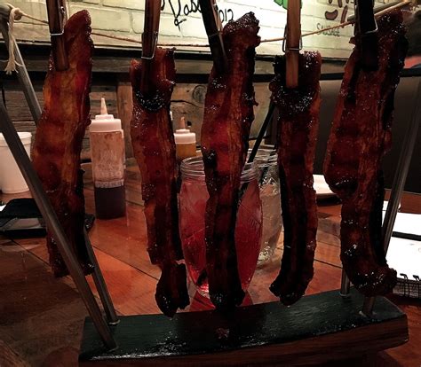 The Orange Door: Restaurant Review: Bad Brad's BBQ