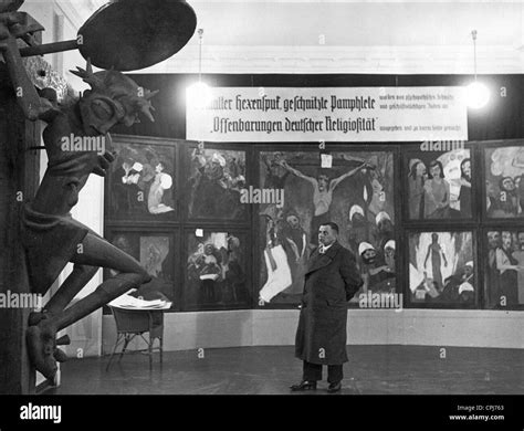 The exhibition 'Degenerate Art' in Berlin, 1938 Stock Photo - Alamy