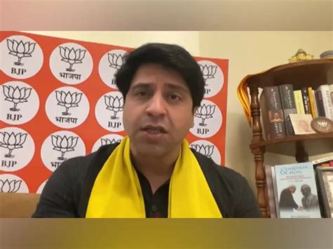 "Cosmetic distance Congress made from Sam Pitroda during polls was only ...